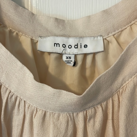 High low yellow Moodie dress! - Picture 4 of 4